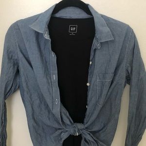 Bundle GAP chambray button long sleeve + T-shirt